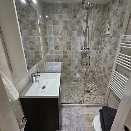 Moderne Familial Avec Vue Sur Le Port Appartement